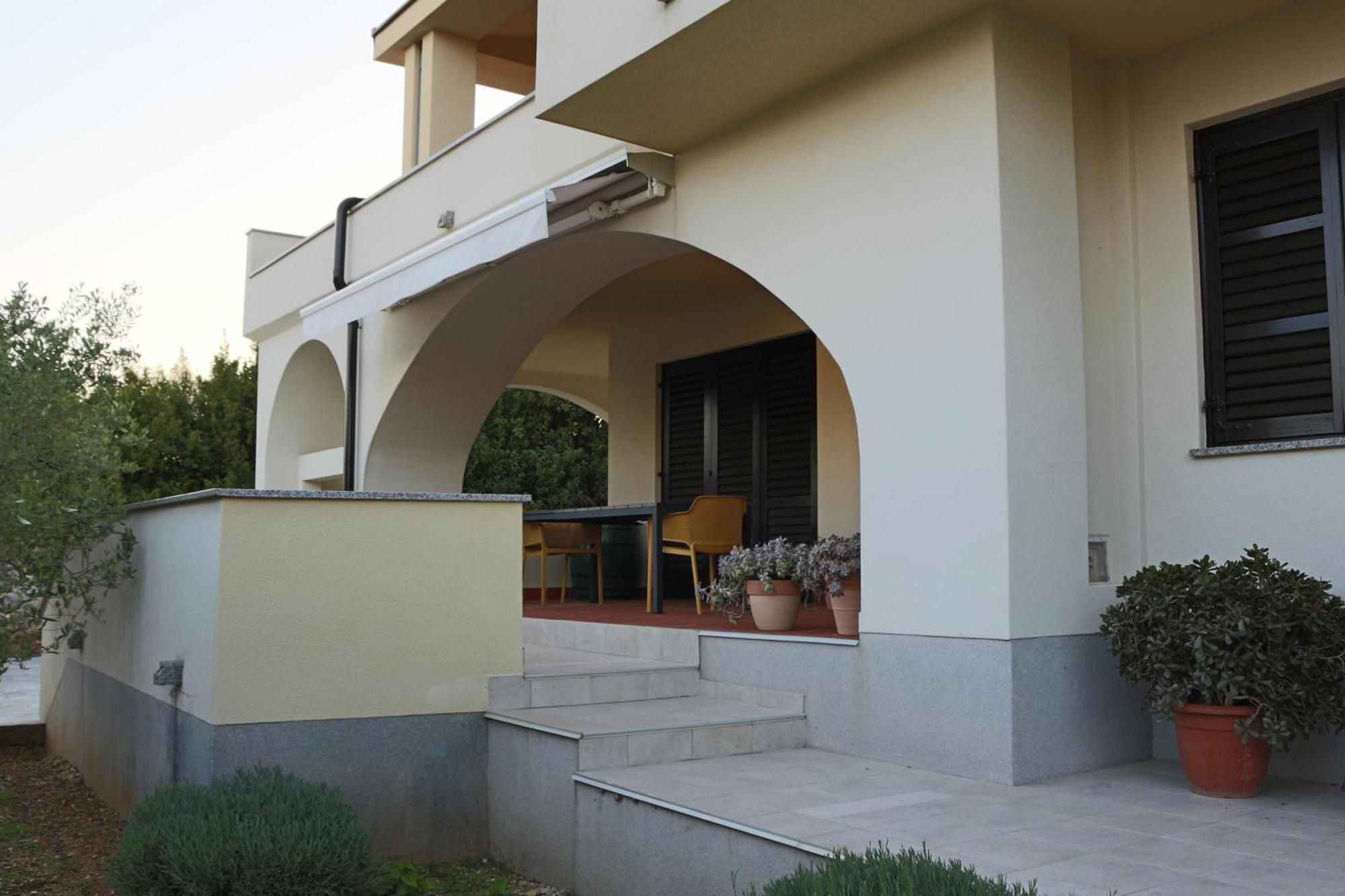 Apartman Mariolina คิร์ก ภายนอก รูปภาพ