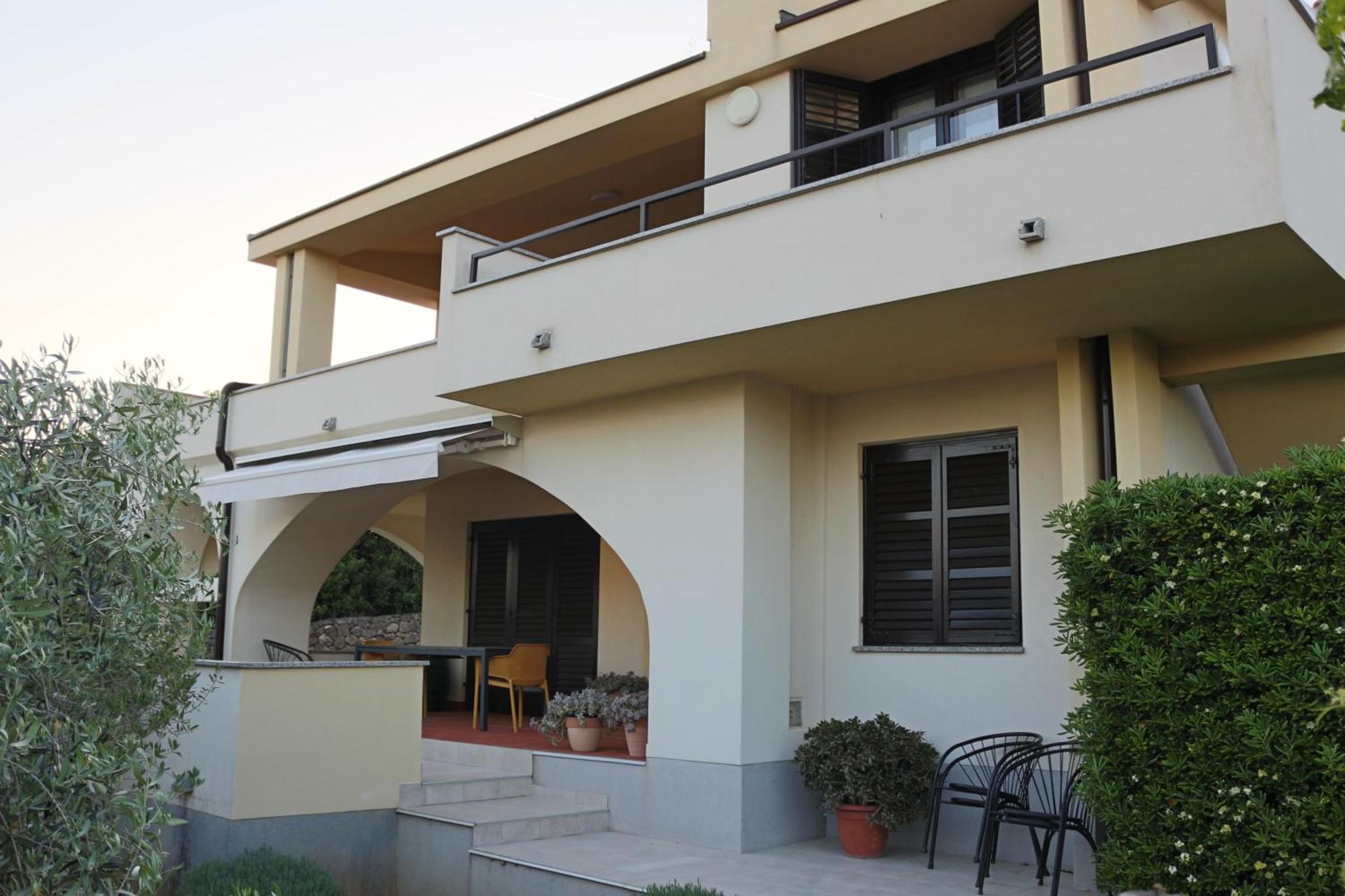 Apartman Mariolina คิร์ก ภายนอก รูปภาพ