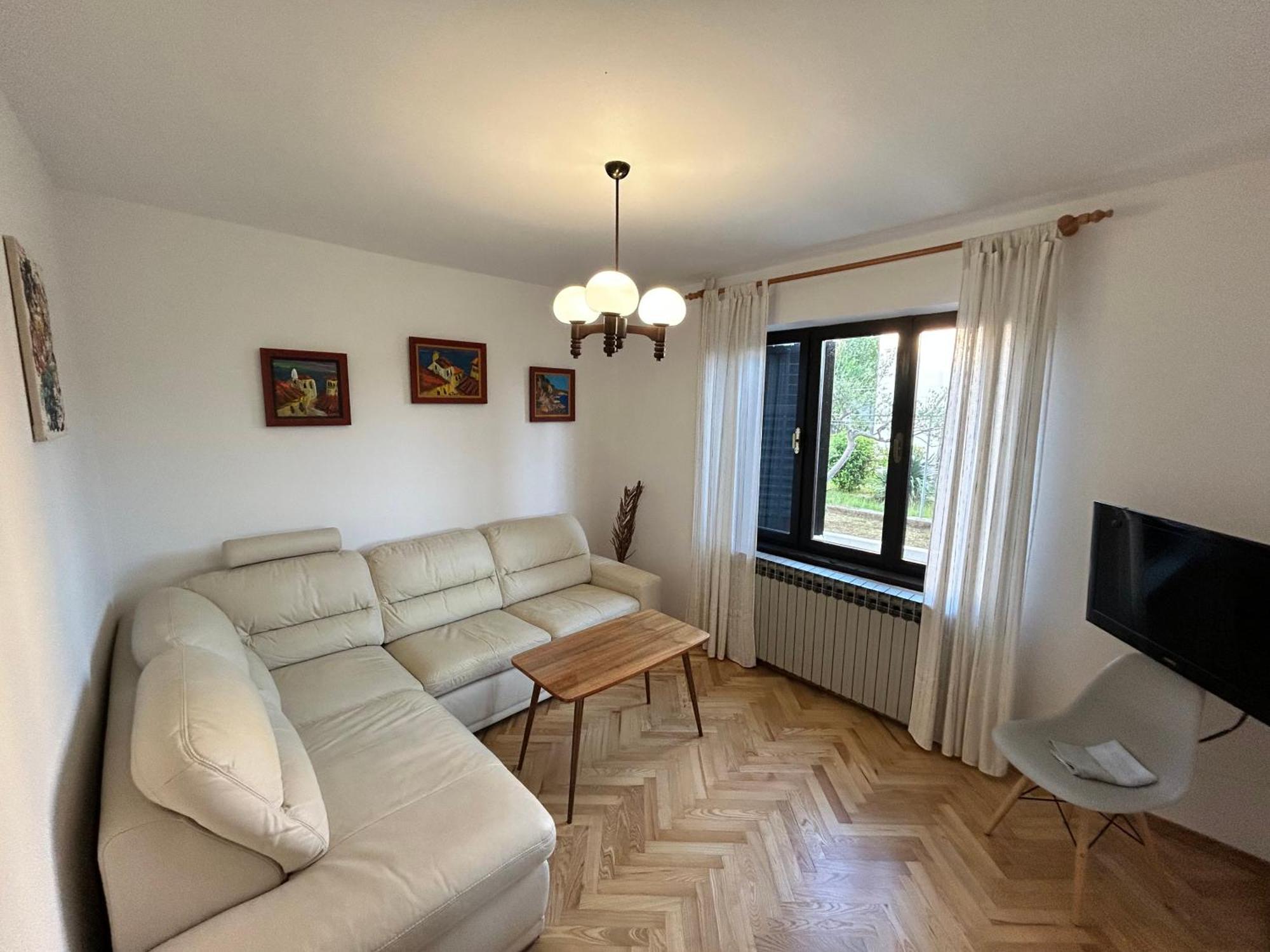 Apartman Mariolina คิร์ก ภายนอก รูปภาพ