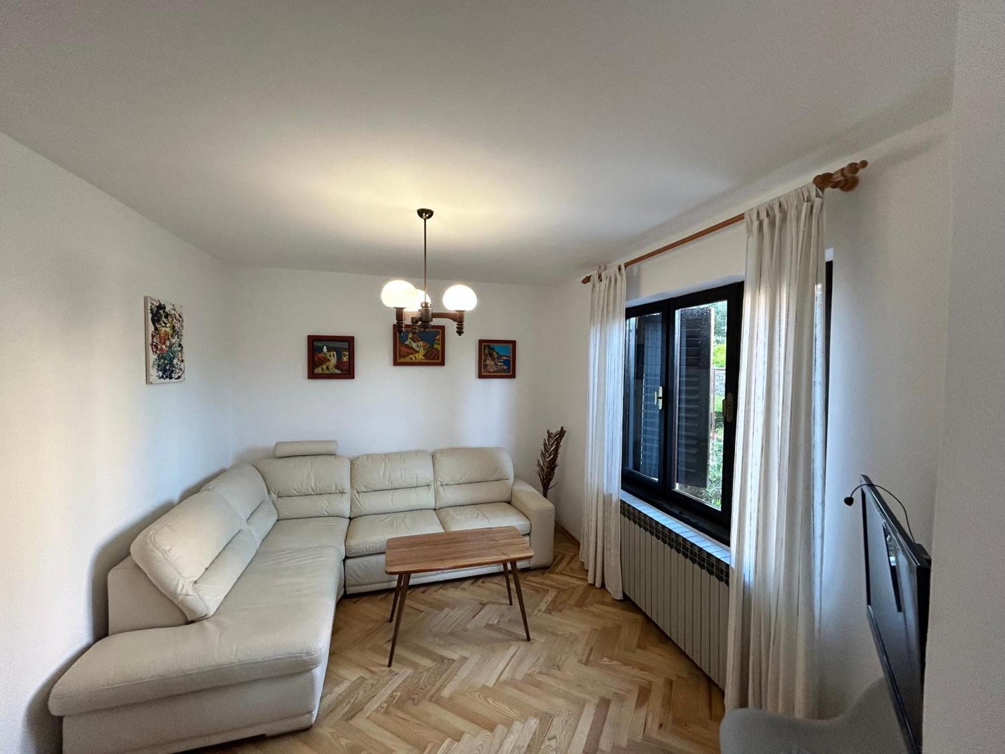 Apartman Mariolina คิร์ก ภายนอก รูปภาพ