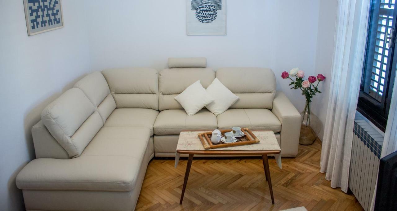 Apartman Mariolina คิร์ก ภายนอก รูปภาพ