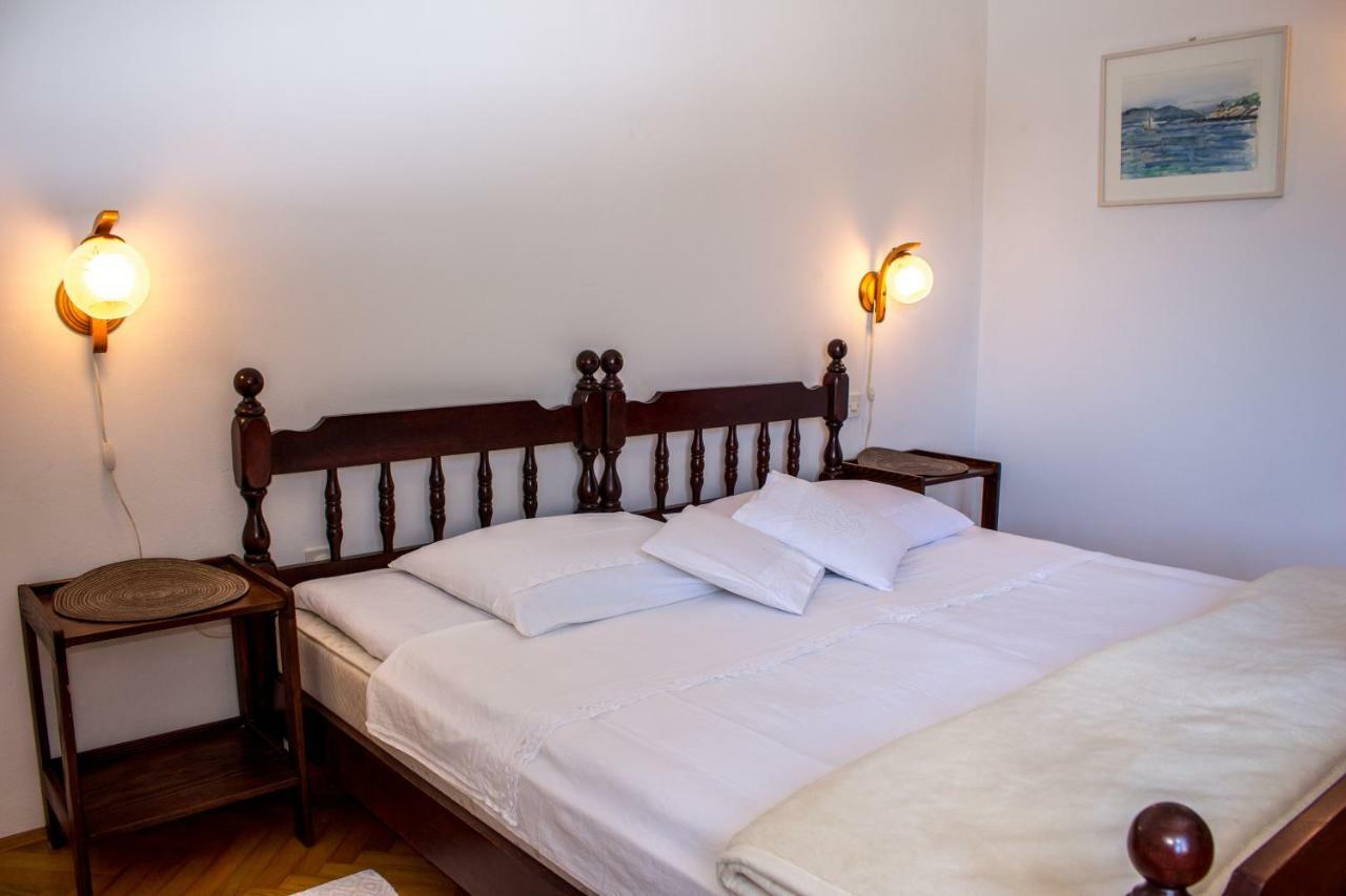Apartman Mariolina คิร์ก ภายนอก รูปภาพ