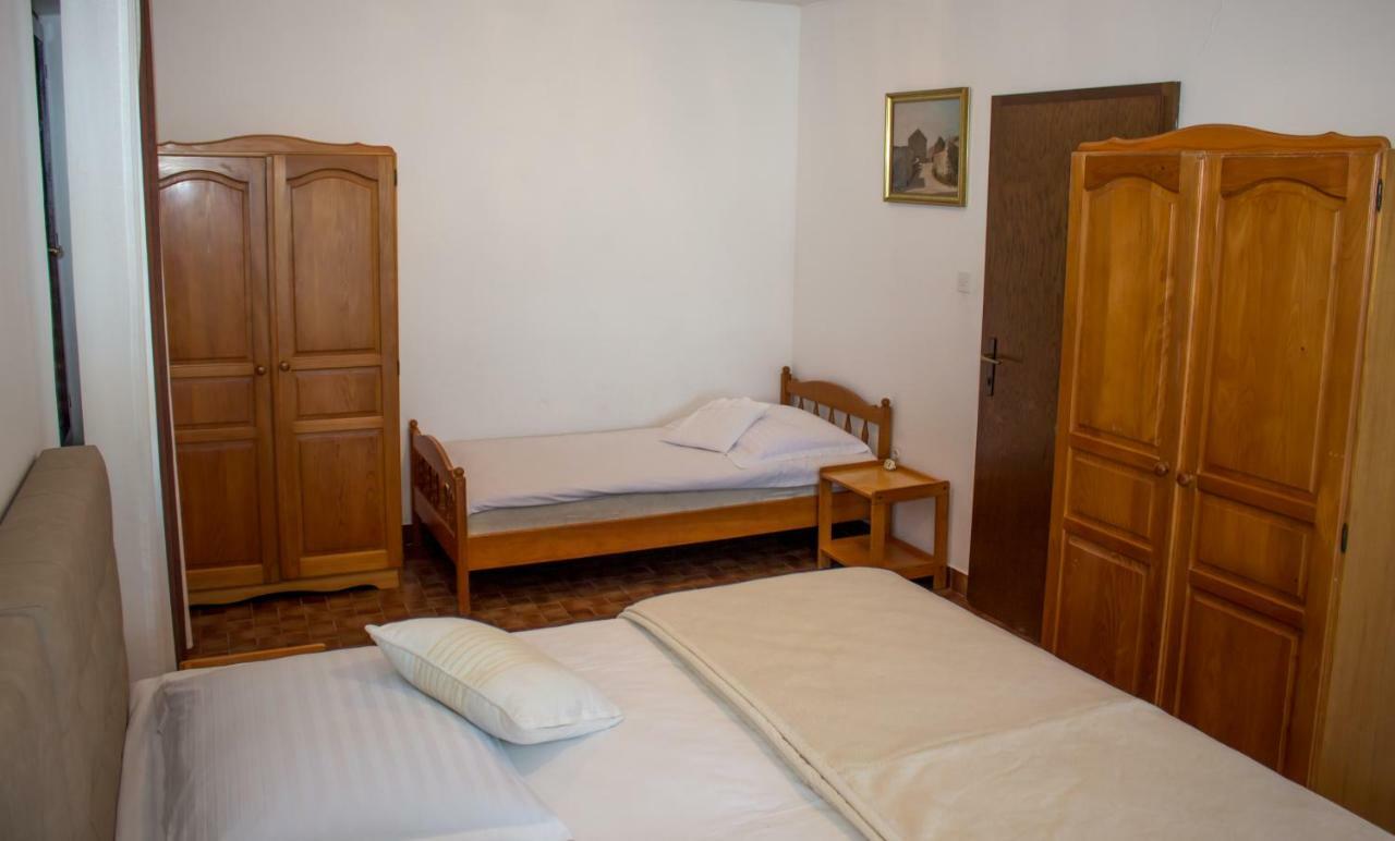 Apartman Mariolina คิร์ก ภายนอก รูปภาพ